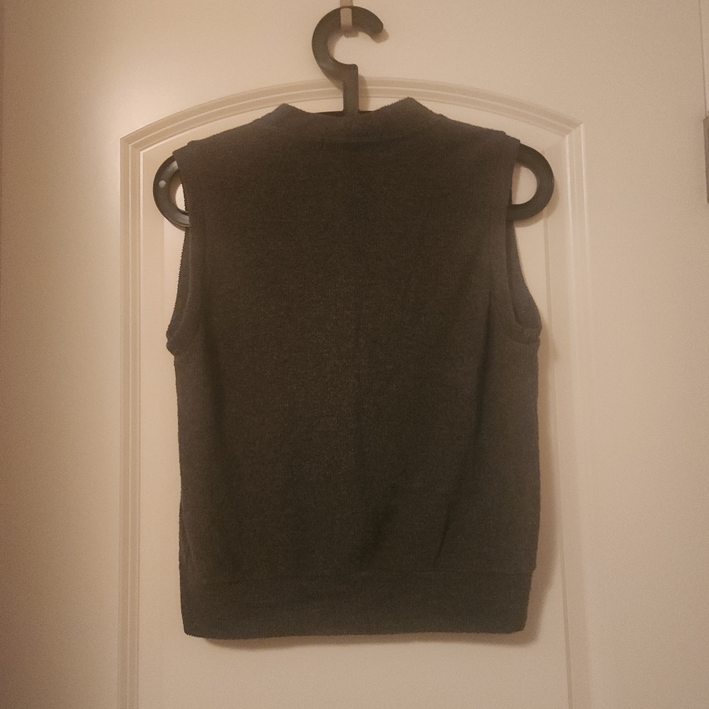 Knit Vest With Shell Buttons - Picture 5 of 5